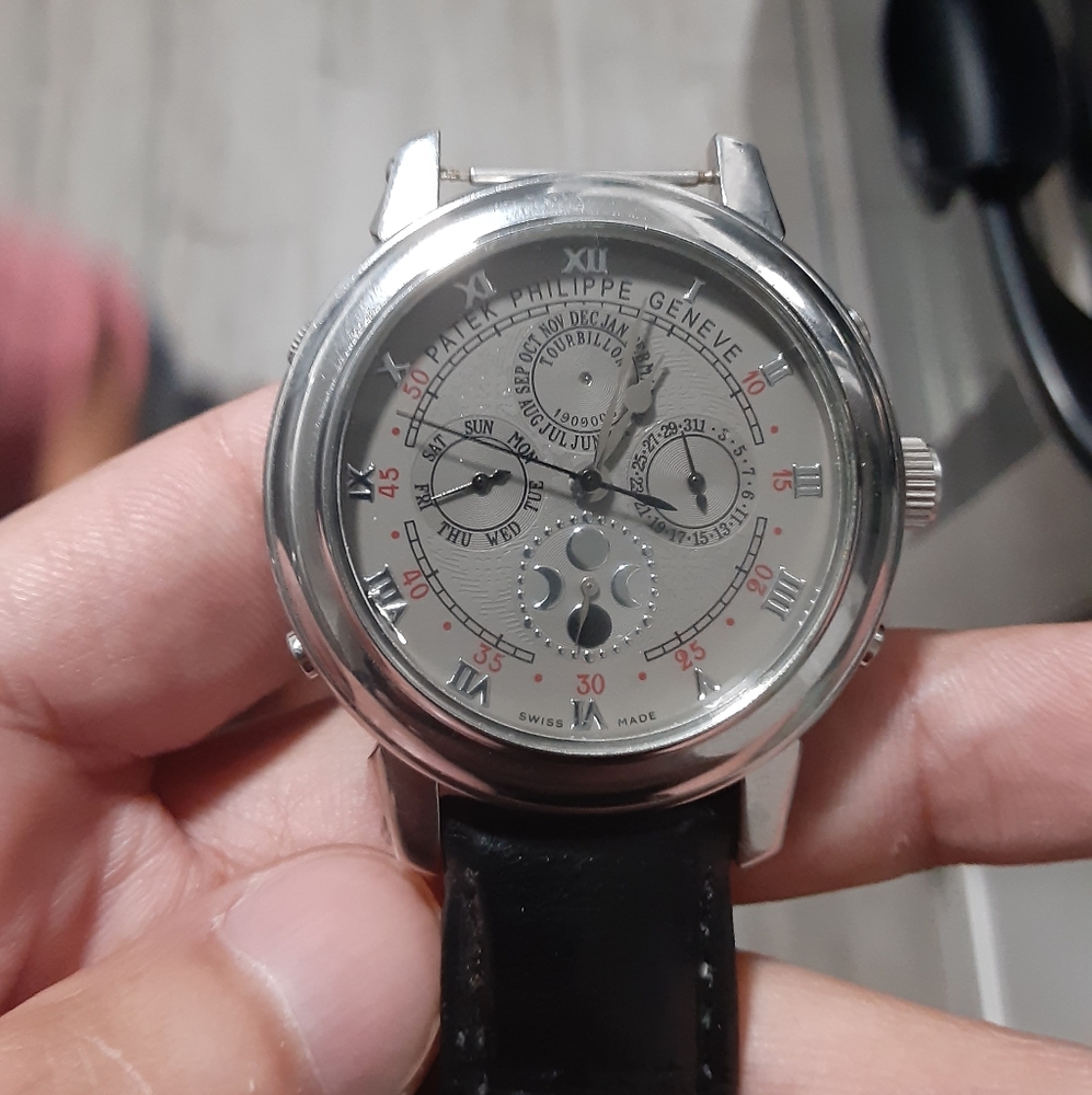 Watch with broken band